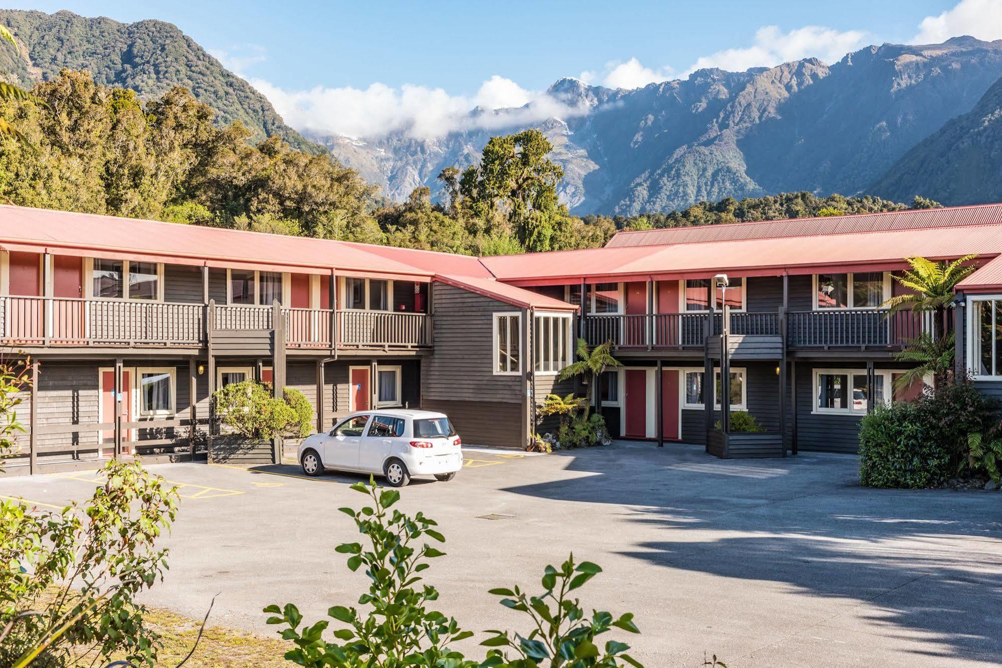 Heartland Hotel Glacier Country Glaciar Fox Exterior foto